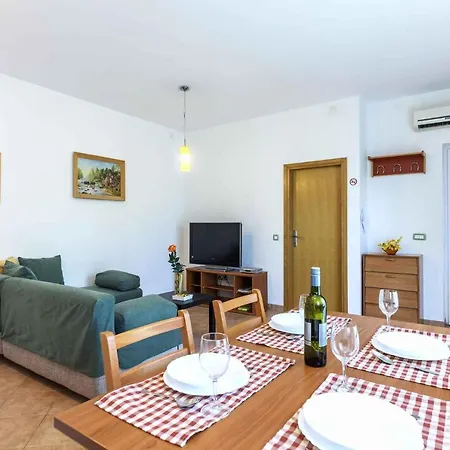In Pula/istrien 26836 Apartment Štinjan